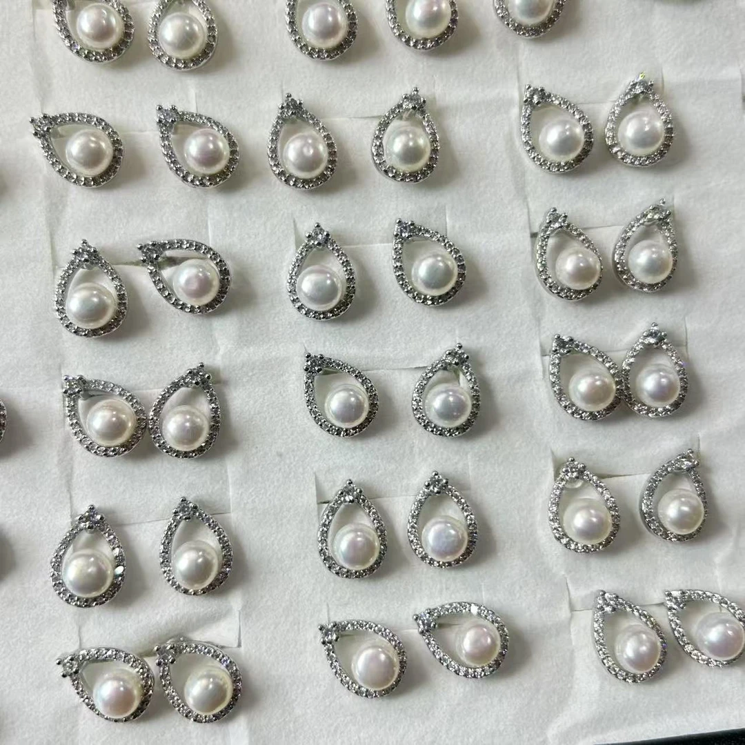 【缺货】淡水无核珍珠水滴耳钉多样性发一/有瑕 6mm V0393