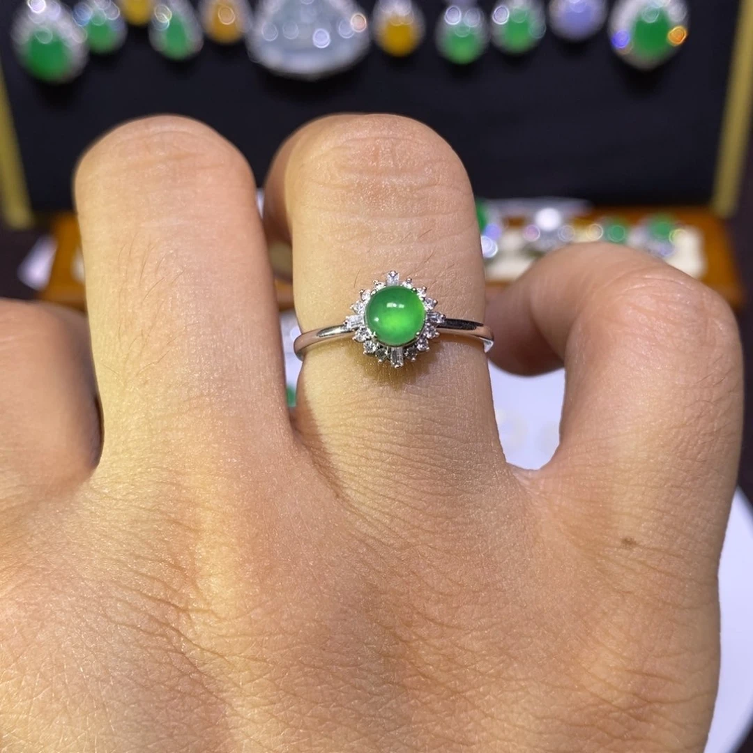 【闪购商品】翡翠18K金镶嵌吊坠(不含链)