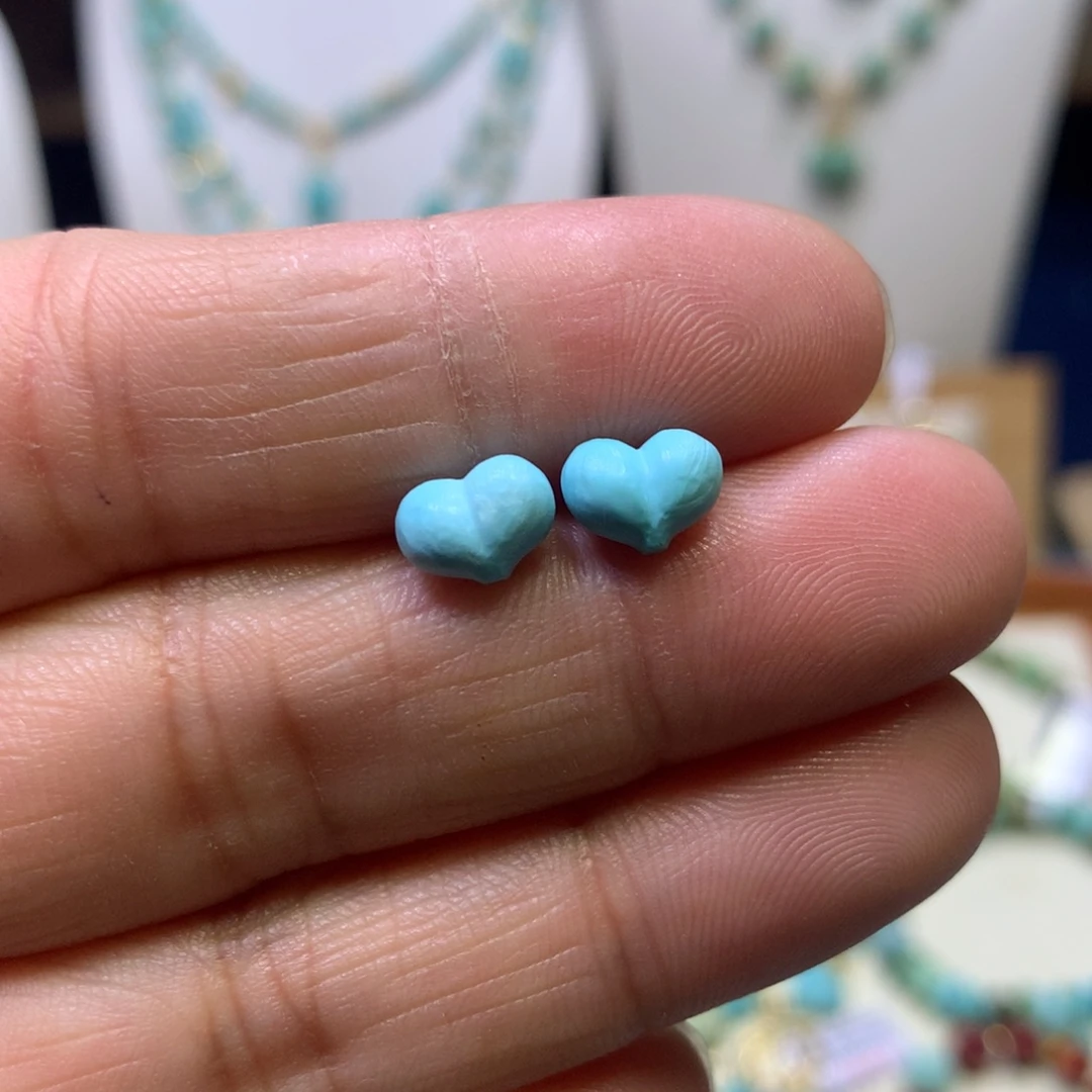 绿松石18K金镶嵌耳钉