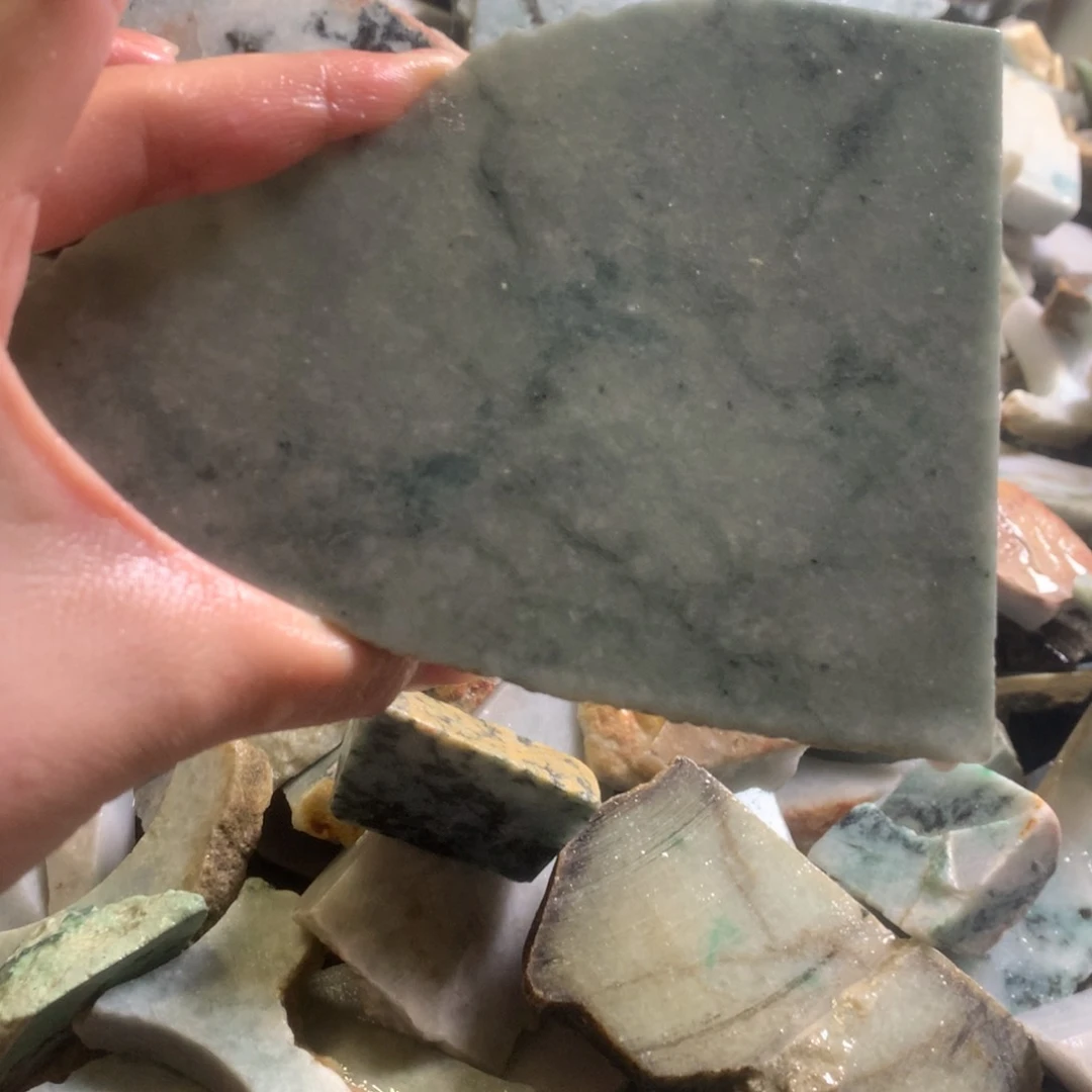 翡翠颈饰未镶嵌缅甸翡翠