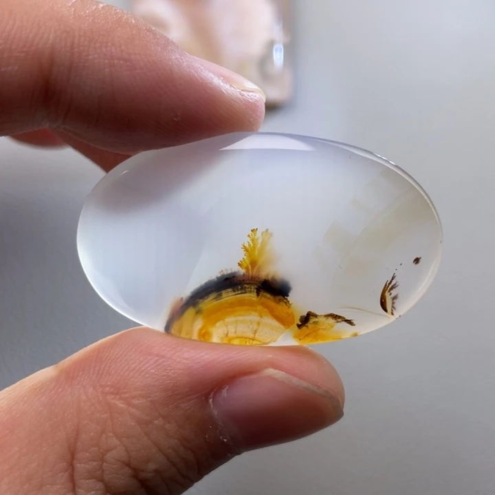 玛瑙/玉髓颈饰未镶嵌翱*