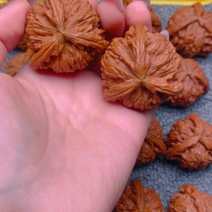 z***z文玩核桃吊坠核桃