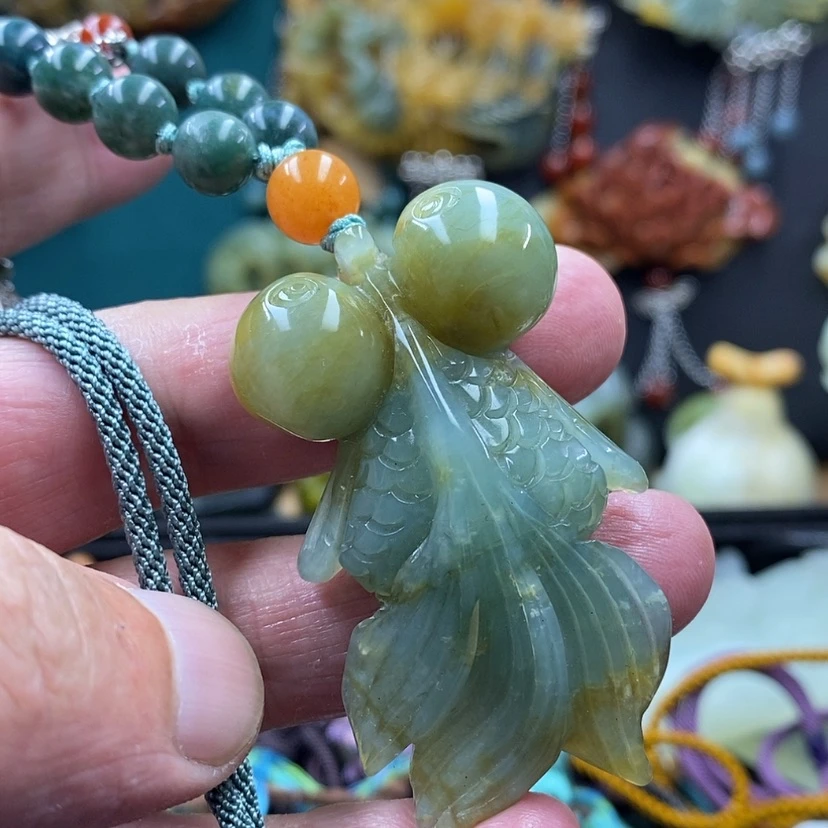 【闪购商品】蛇纹石玉未镶嵌吊坠