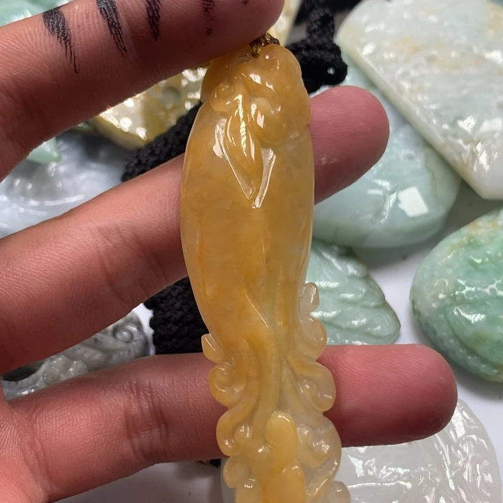 颈饰未镶嵌翡翠保真天然a货翡翠