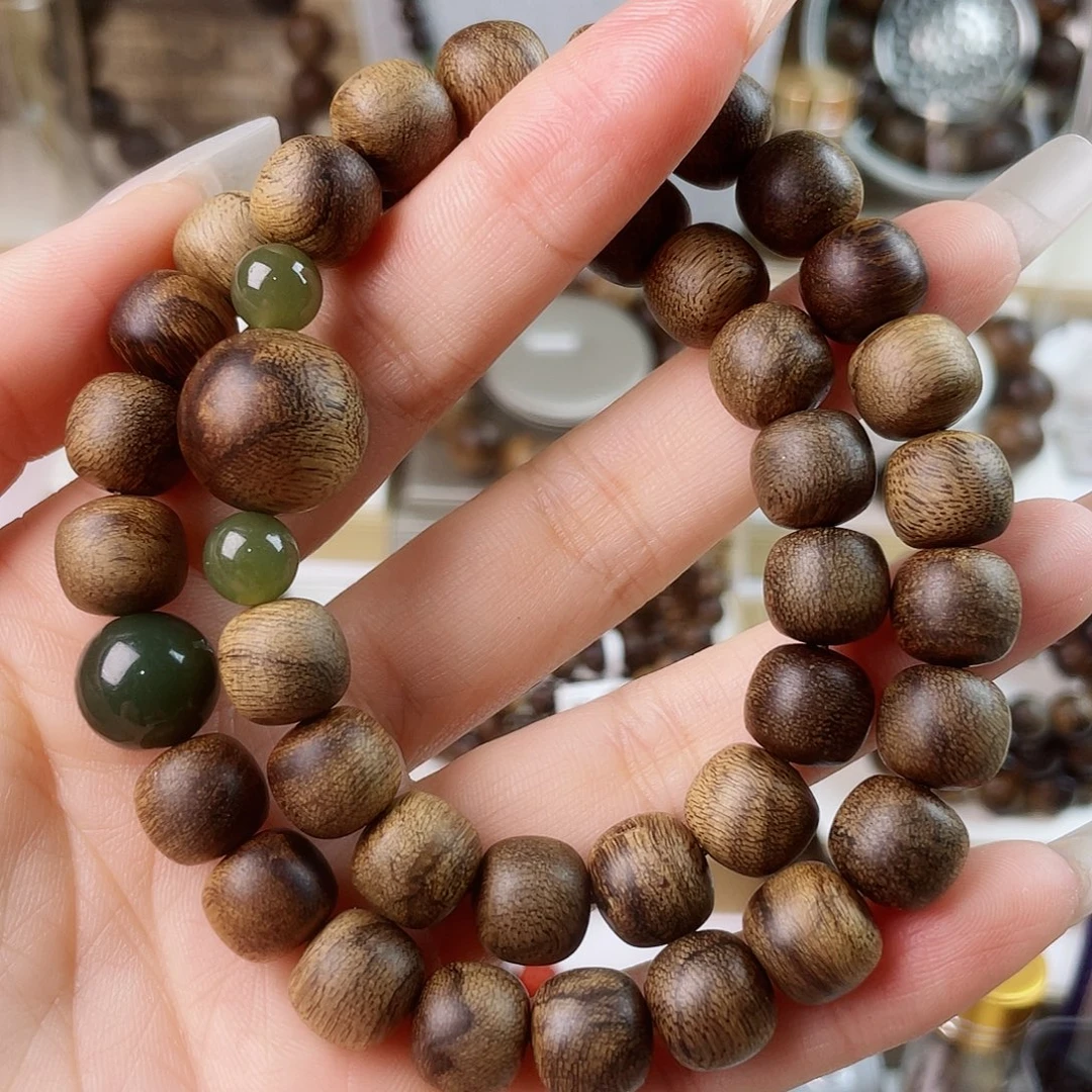 沉香手串越南芽庄老白棋窖藏古董瘤疤1.0