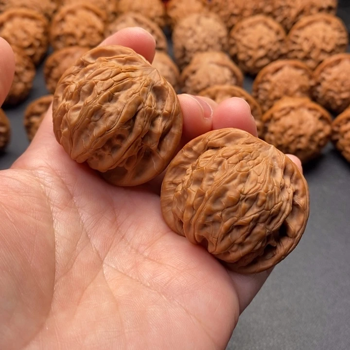 把件文玩核桃42尺龙胆