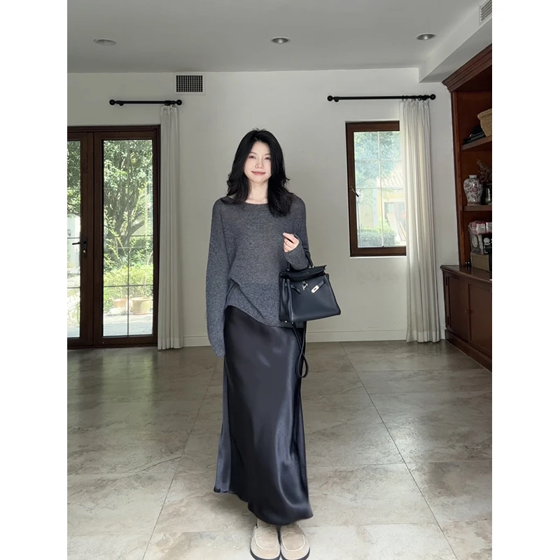 郭九九呢 百搭显瘦高腰垂感斜裁缎面流光鱼尾半裙 G925A06730-2