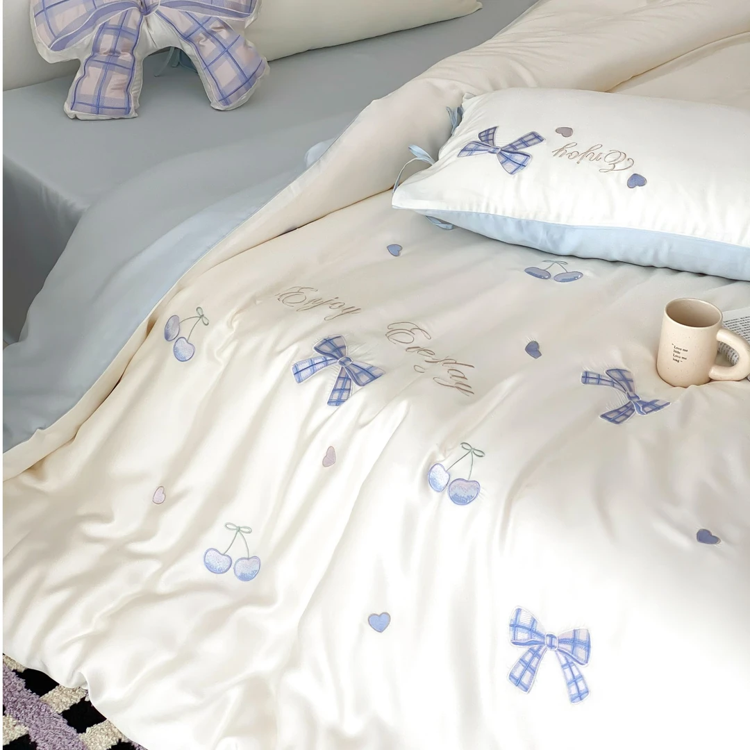 小玲子 一半晴天 高端兰精天丝四件套 精致刺绣 简约气质款