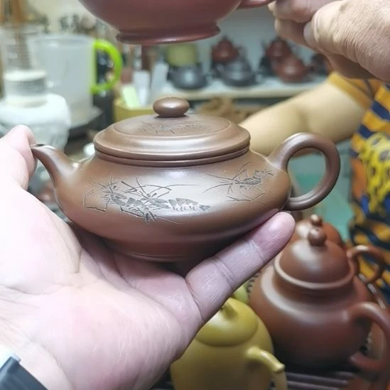 军***赵紫砂茶壶降坡汉云，水扁壶，230CC容量