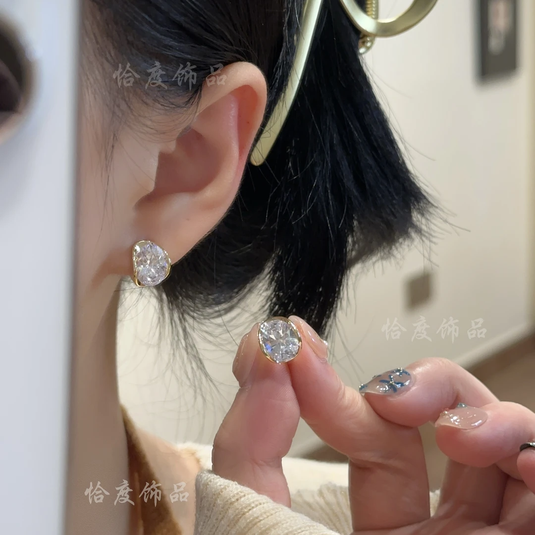 【恰度】亮闪锆石气质轻奢耳扣小众高级感设计