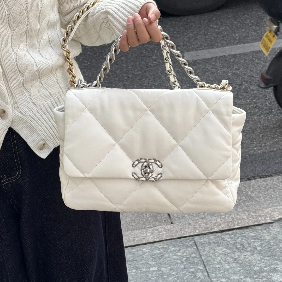 99新 Chanel/香奈儿 白银19bag中号单肩包 芯片/二奢