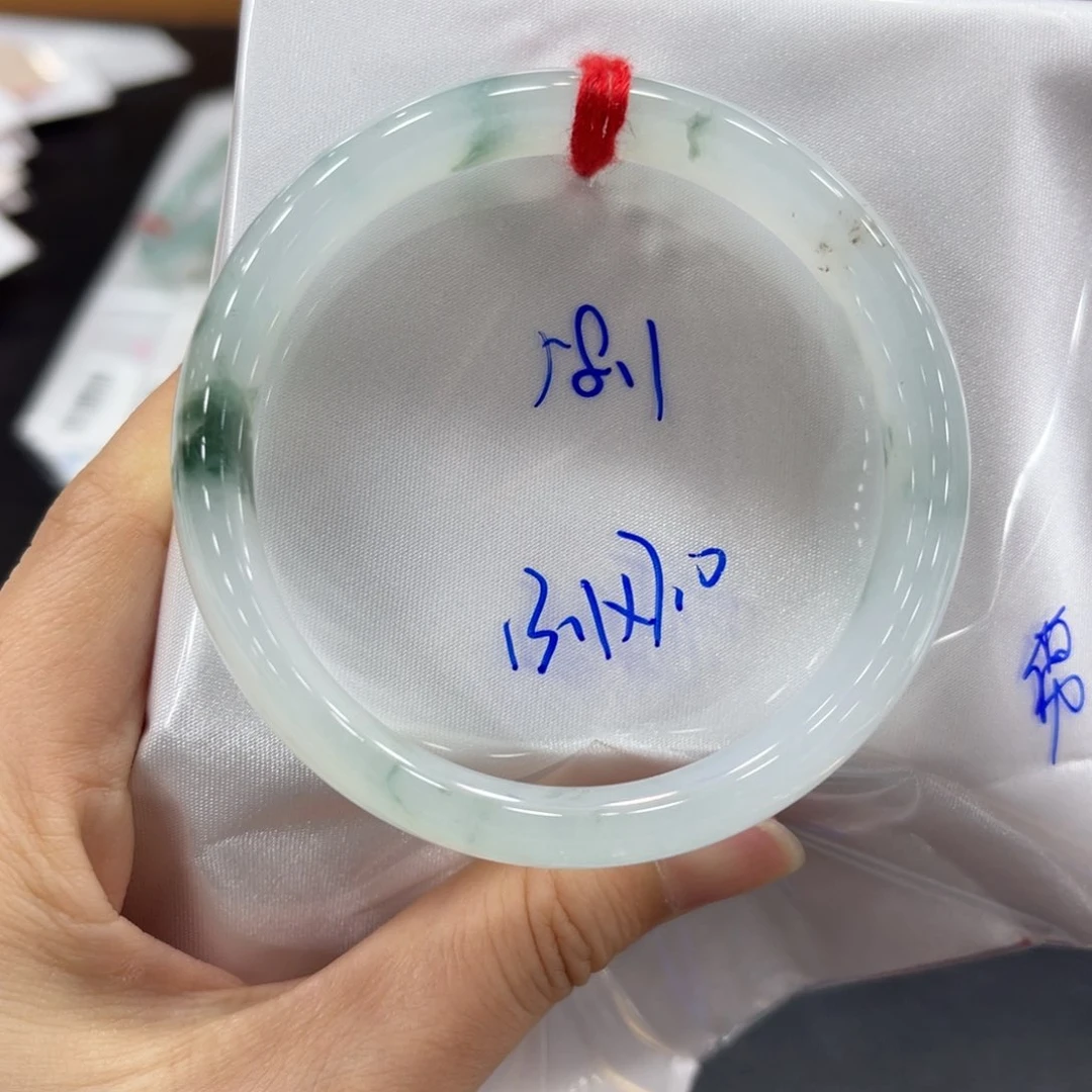 未镶嵌手镯翡翠翡翠