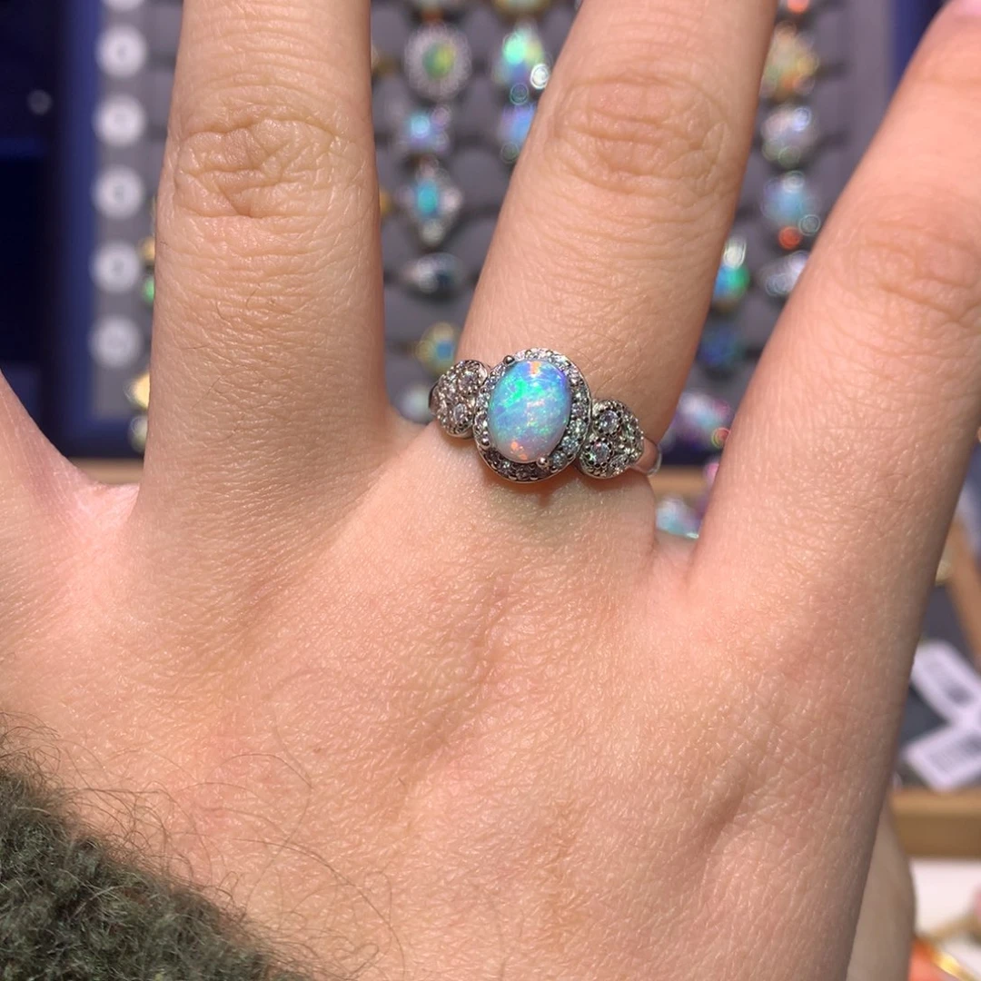 银S925镶嵌欧泊戒指