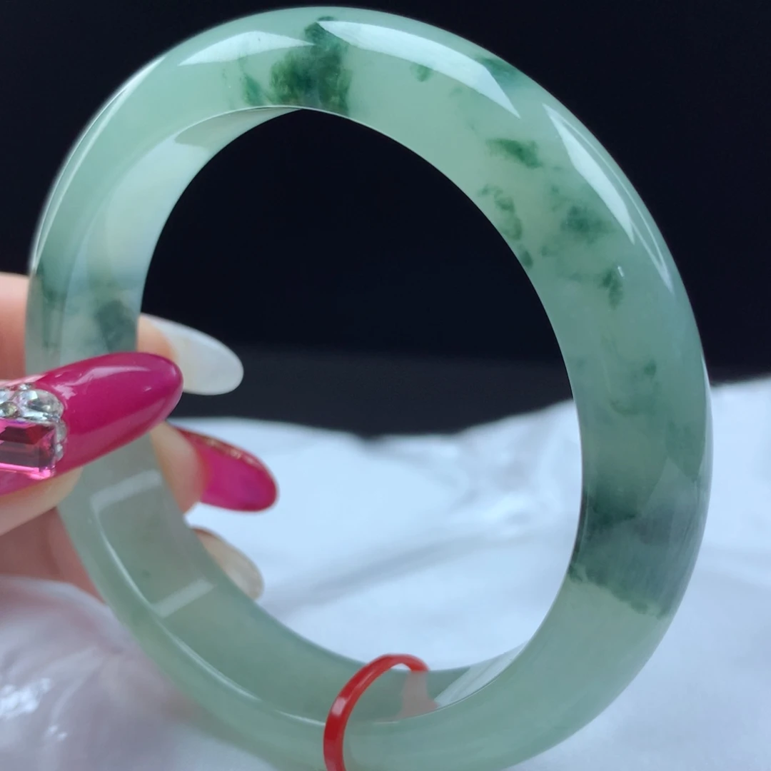 未镶嵌手镯翡翠66024，