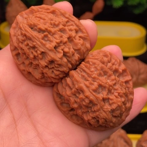 吊坠文玩核桃南疆石44全品