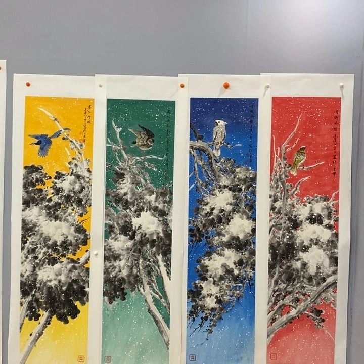 手绘作品等多种形式进行