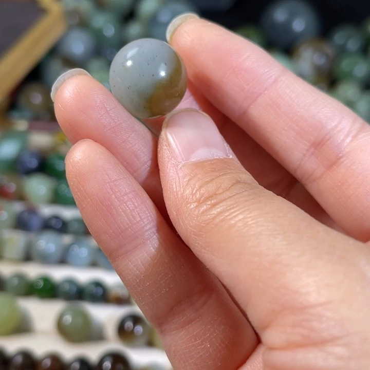 和田玉（糖玉）未镶嵌珠宝半成品16