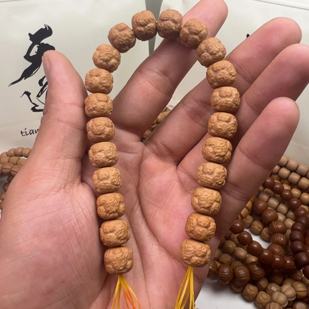 吊坠猴头核桃战斗瑕饕餮肌肉霸王龙