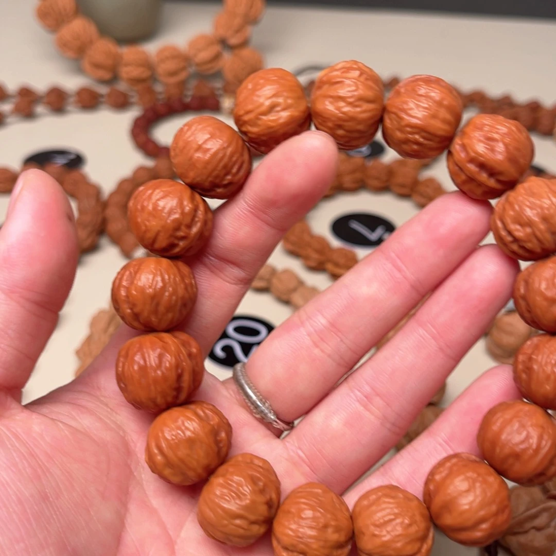 吊坠文玩核桃大*勇千佛山