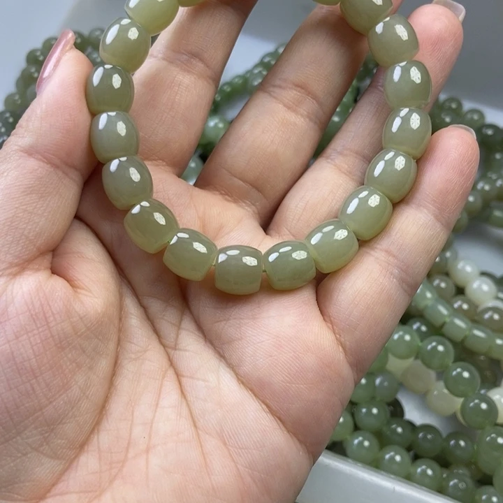 颈饰未镶嵌和田玉卡10
