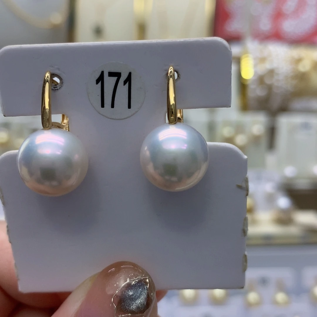 18K金镶嵌耳饰淡水珍珠