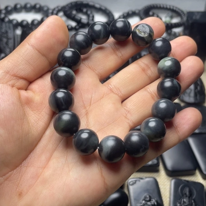 和田玉手串未镶嵌