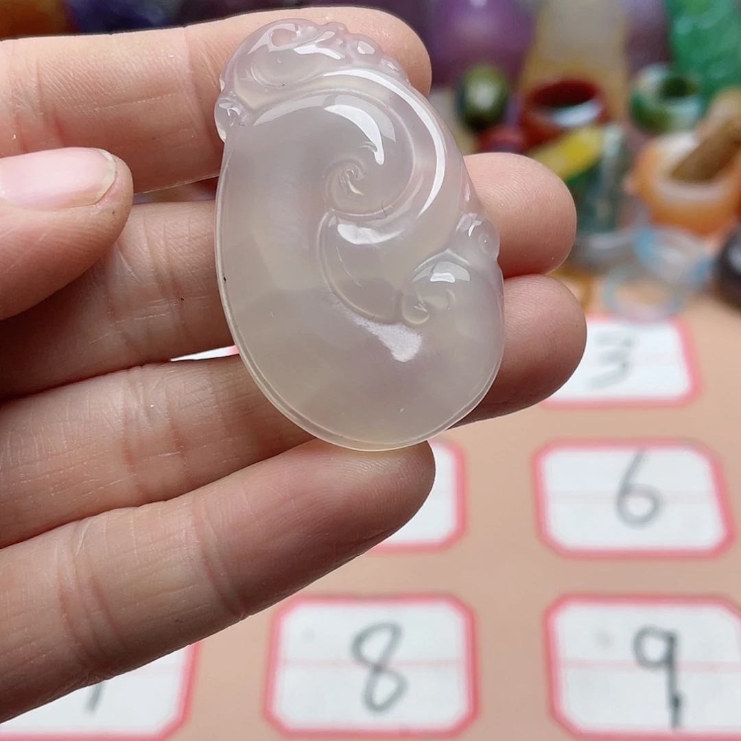 玛瑙/玉髓颈饰合金木*薇