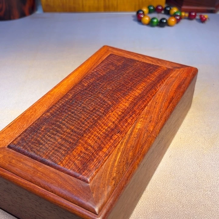 珊***达机关盒。