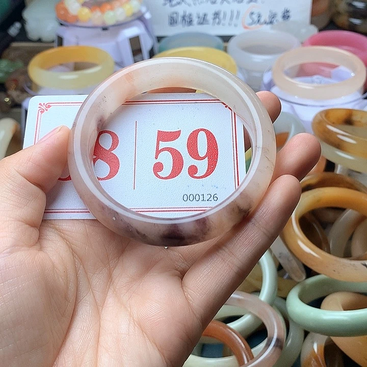 石英质玉（黄龙玉）未镶嵌手镯