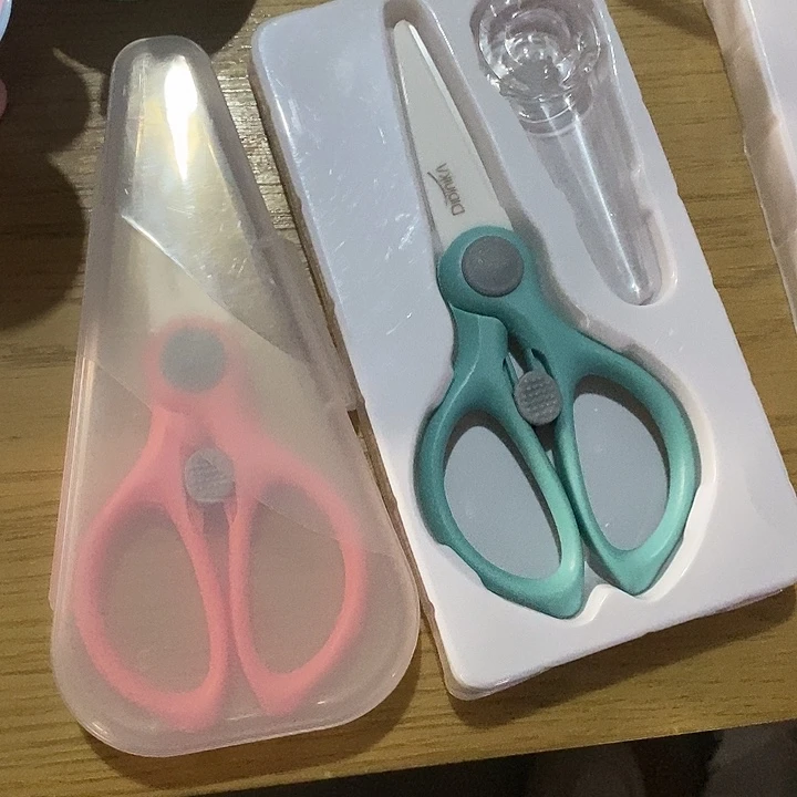 陶瓷剪刀送收纳盒备注颜色