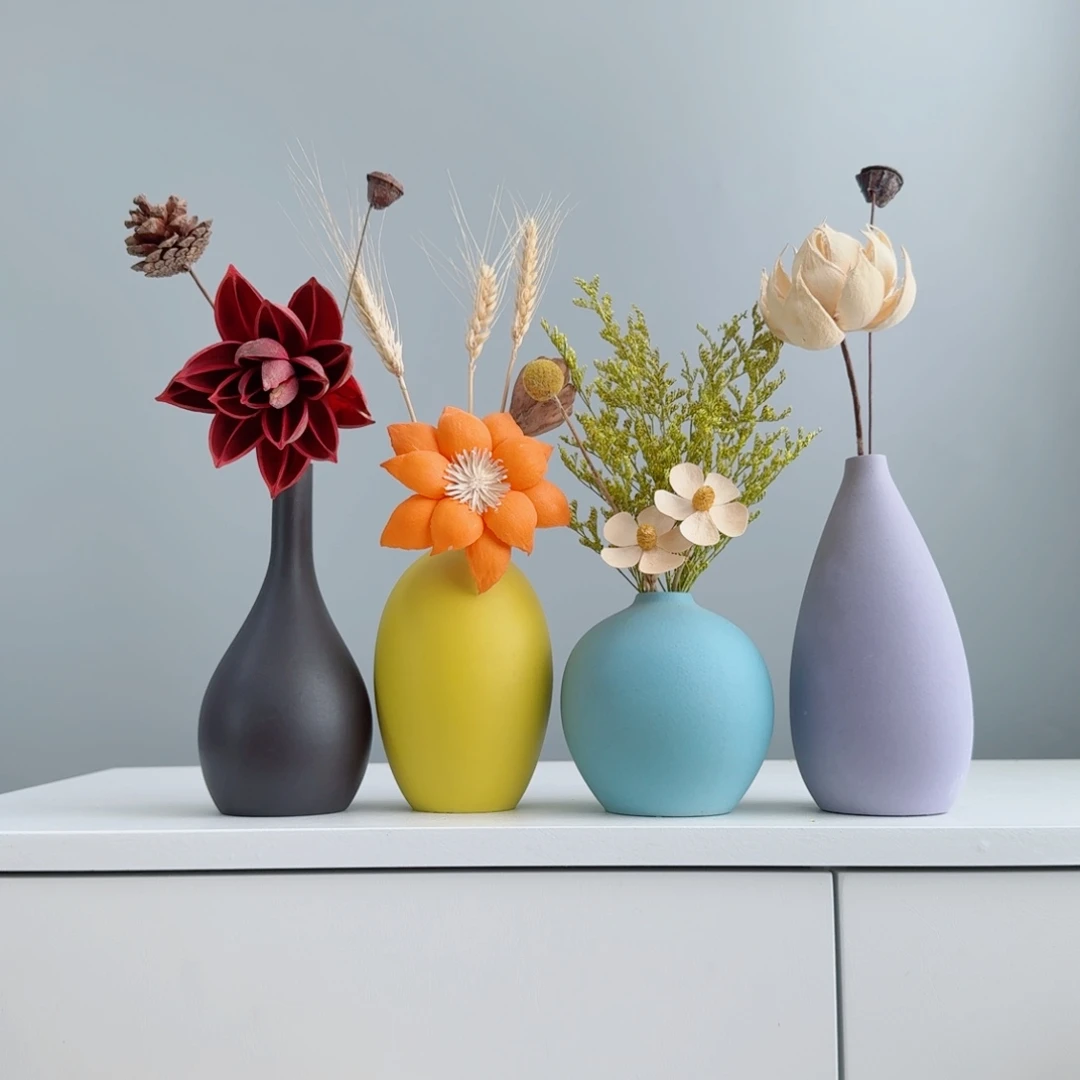 摆件陶瓷小花瓶含花总高约20-30cm