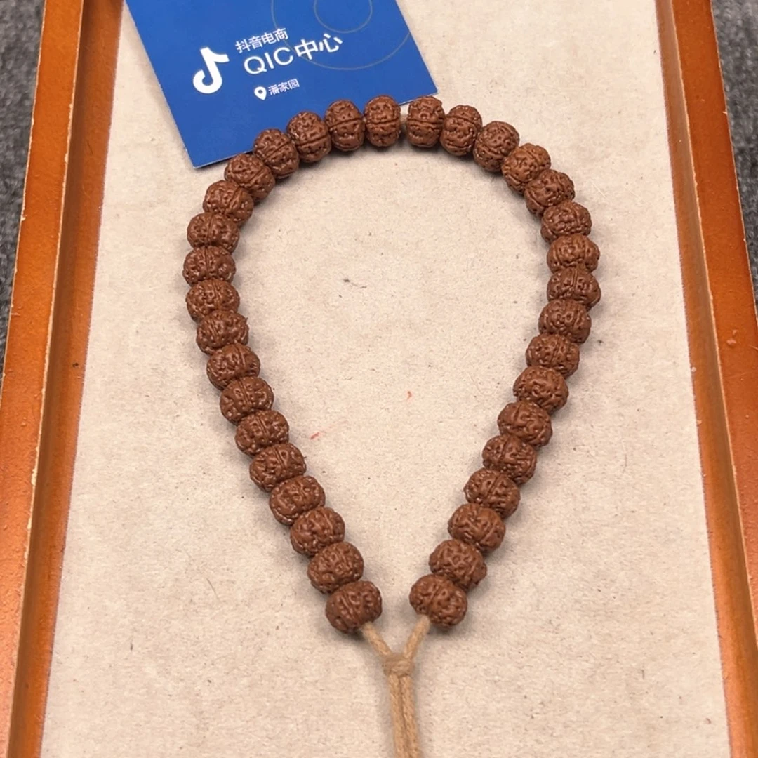 杜***吊坠金刚菩提老树王