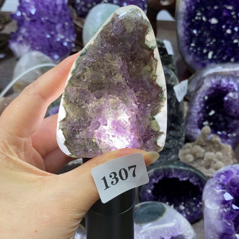 【闪购商品】未镶嵌大型摆件（非配饰）紫晶