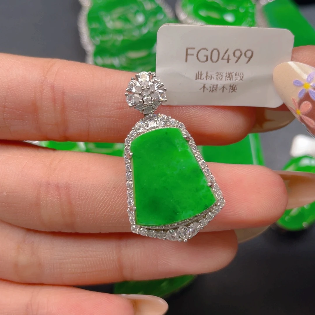 【闪购商品】颈饰银S925镶嵌翡翠翡翠