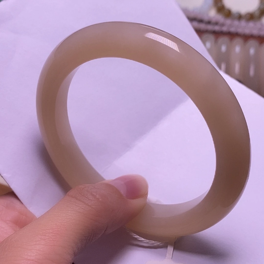 颈饰未镶嵌和田玉60圈收藏级浓藕粉手镯