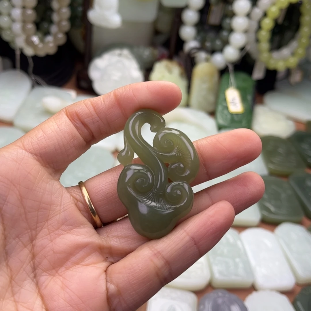 和田玉未镶嵌吊坠(不含链)
