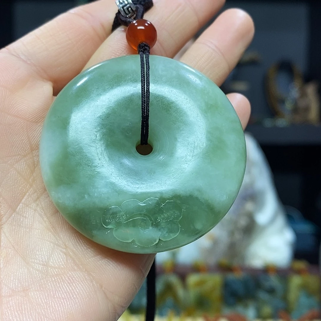 未镶嵌岫玉挂件吊坠