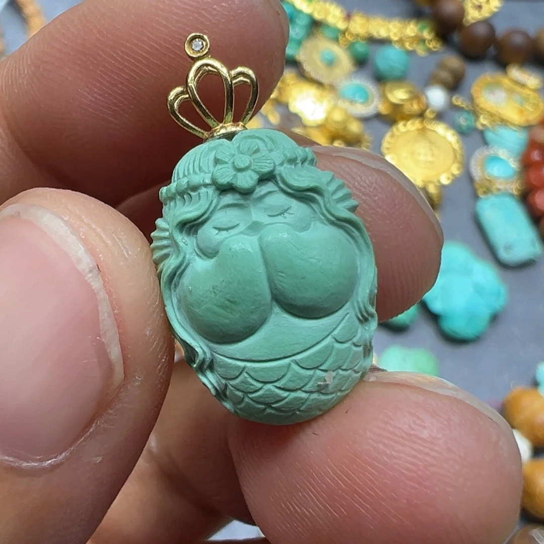 绿松石18K金镶嵌颈饰