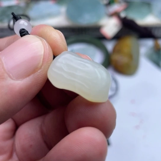 清***缘和田玉未镶嵌颈饰挂件