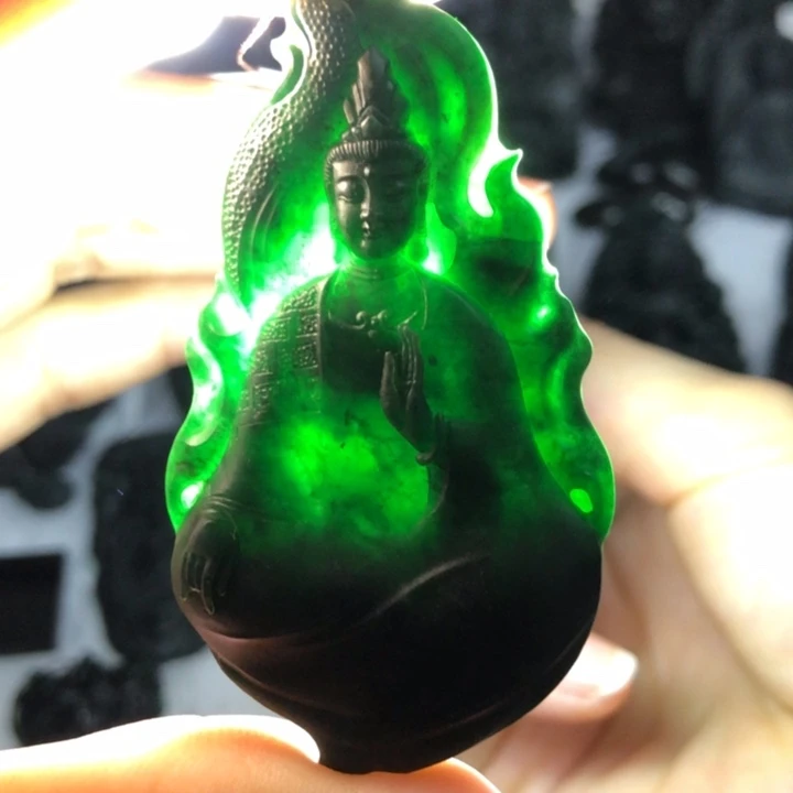 定制翡翠未镶嵌素衣观音