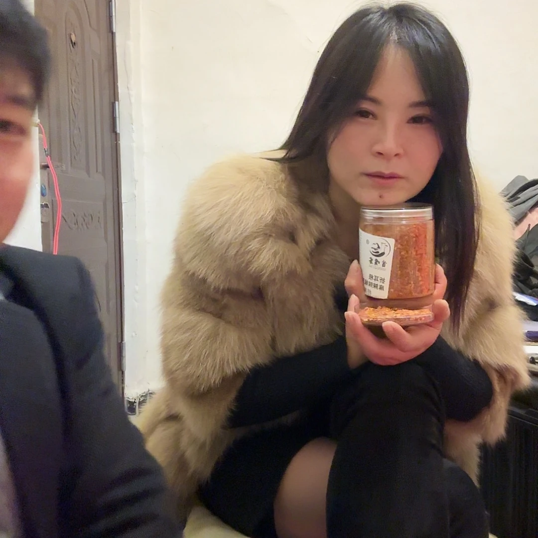 中国大陆两瓶辣椒面