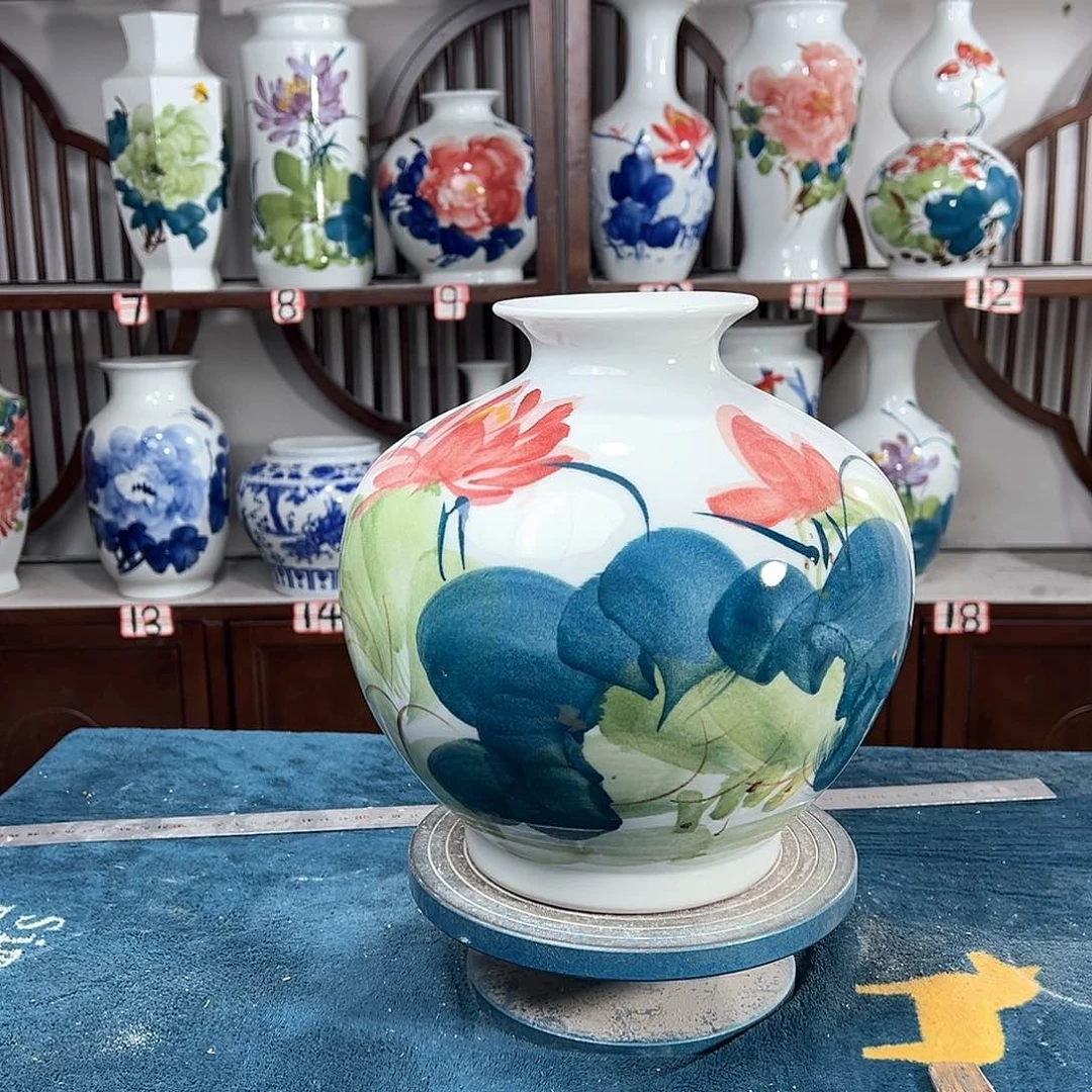 摆件景德镇陶瓷石红花