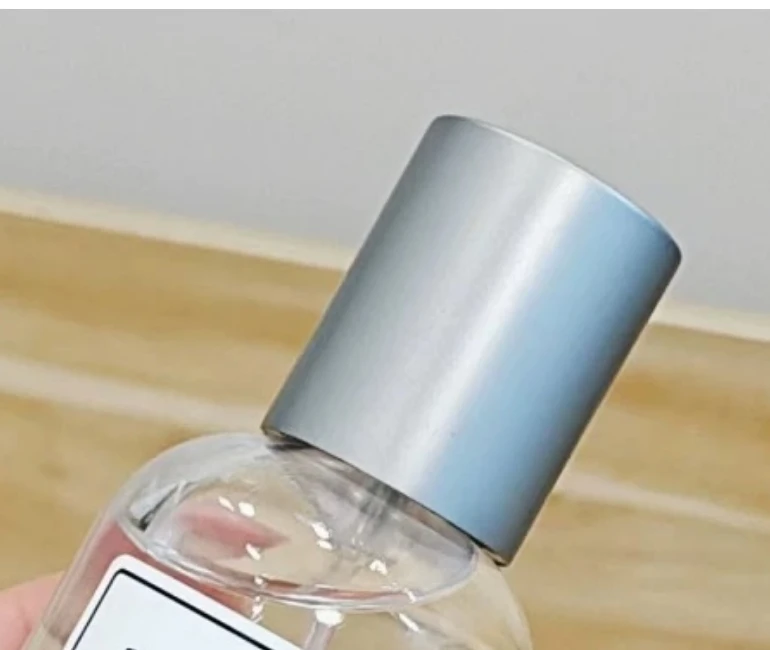 大庆仓   檀香木33 香水 6月25