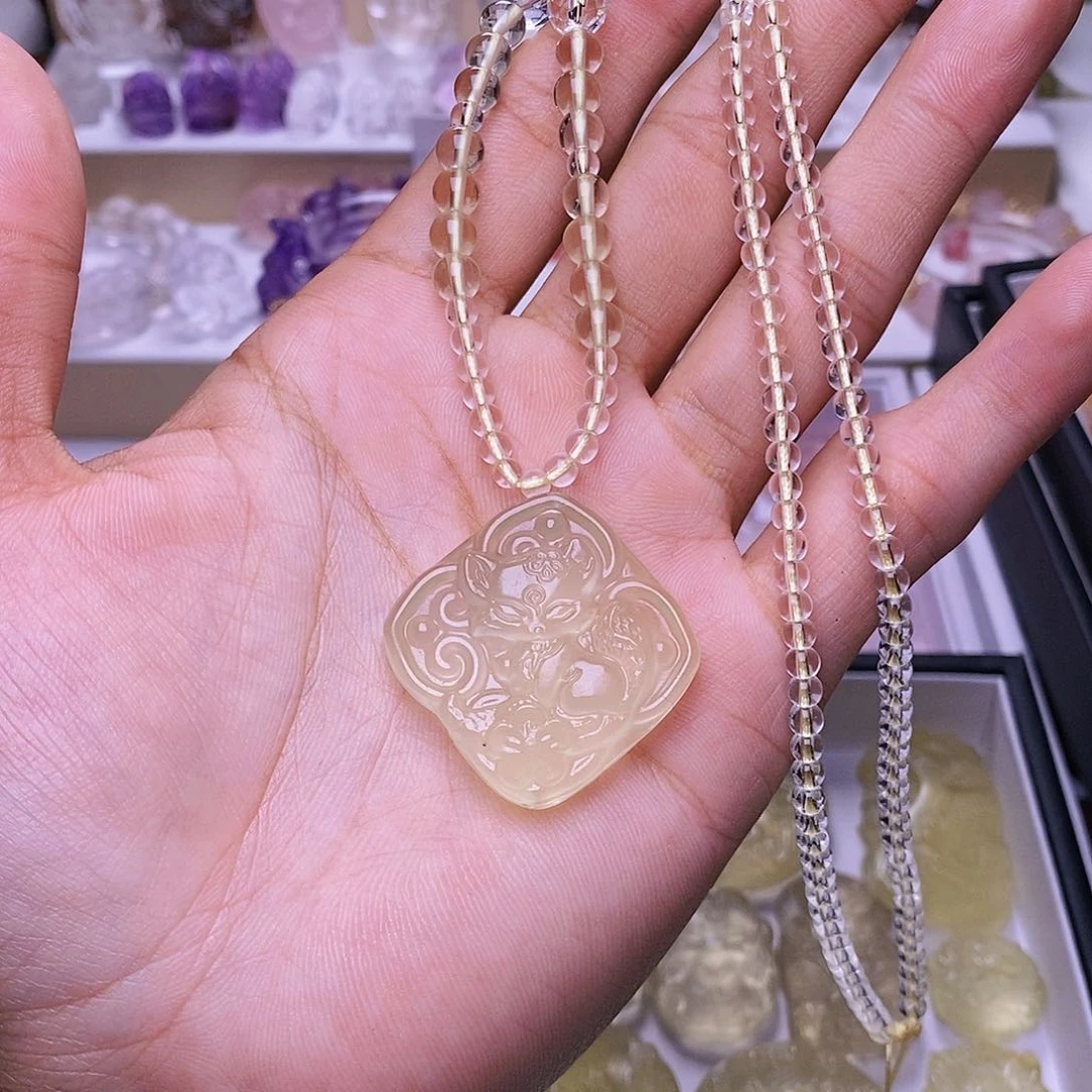 水晶颈饰未镶嵌黄水四方狐吊坠 送链子