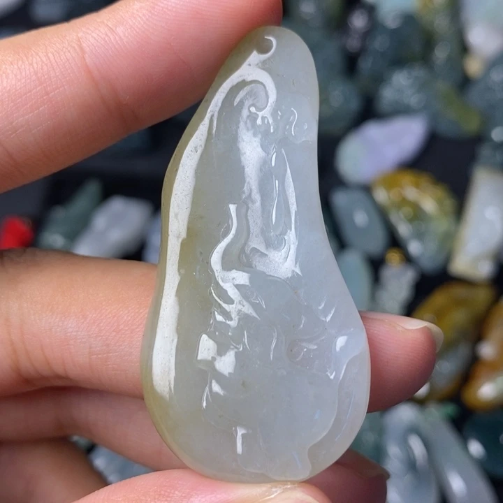 颈饰未镶嵌翡翠翡翠