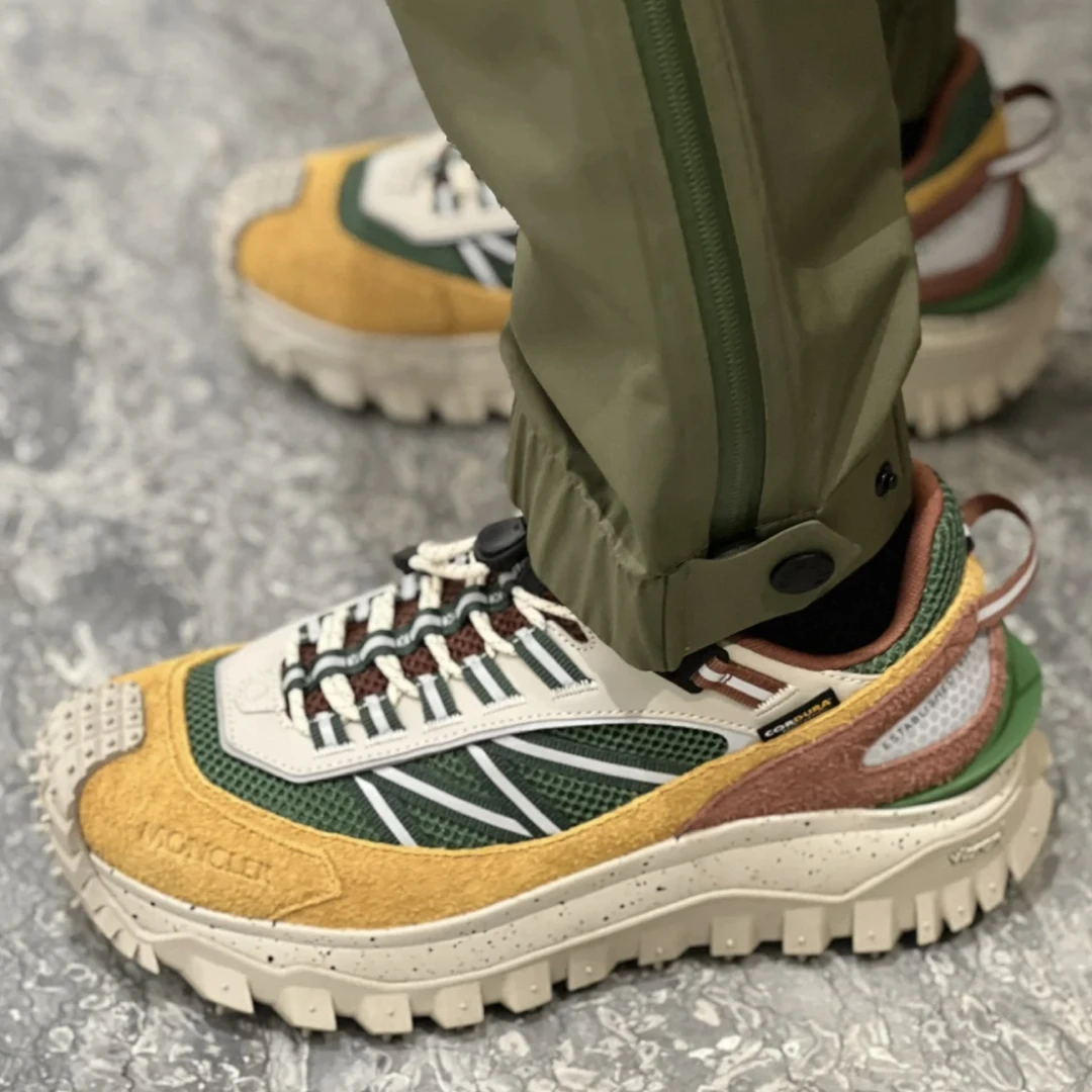 未使用 MONCLER 蒙口男款 休闲运动厚底老爹鞋