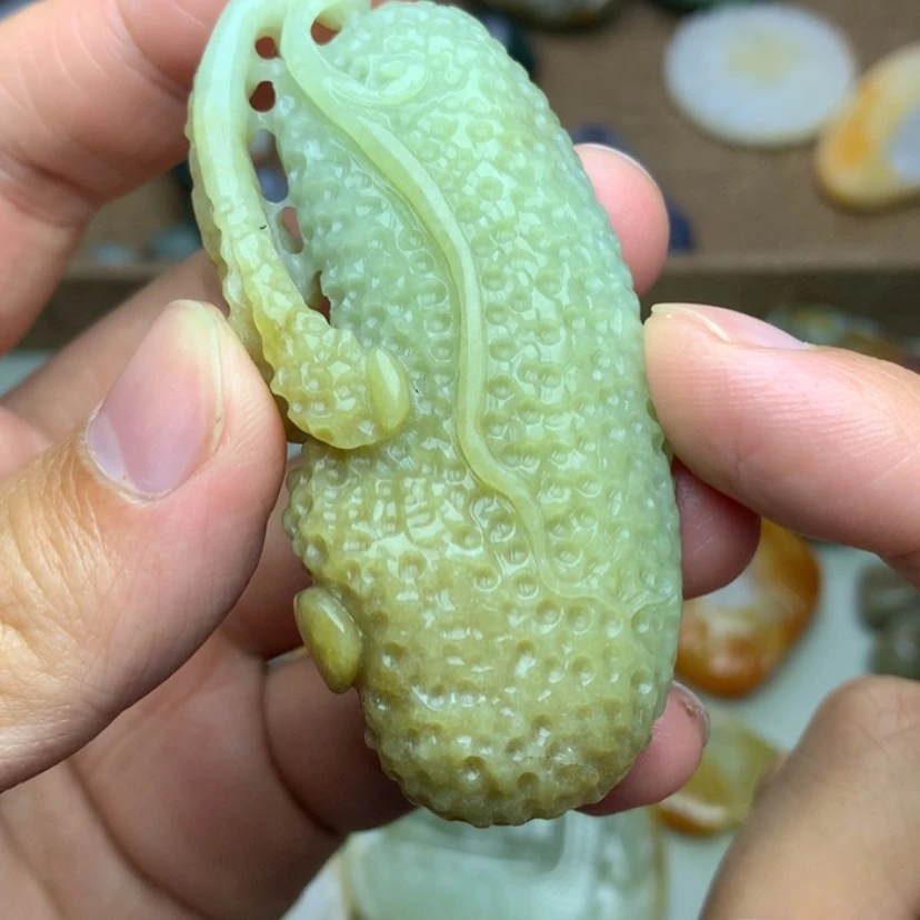 【闪购商品】颈饰未镶嵌和田玉
