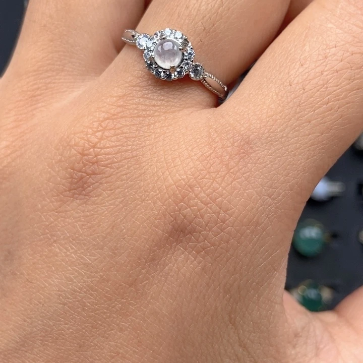 翡翠未镶嵌戒指戒指