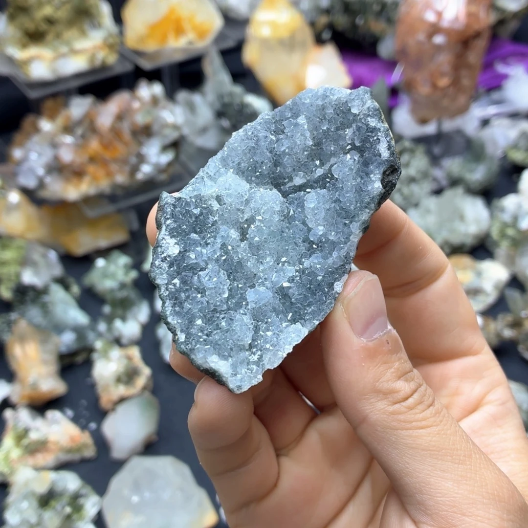 石材雾霾蓝鱼眼薯片