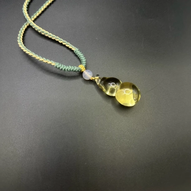 珍藏 天然黄水晶葫芦吊坠